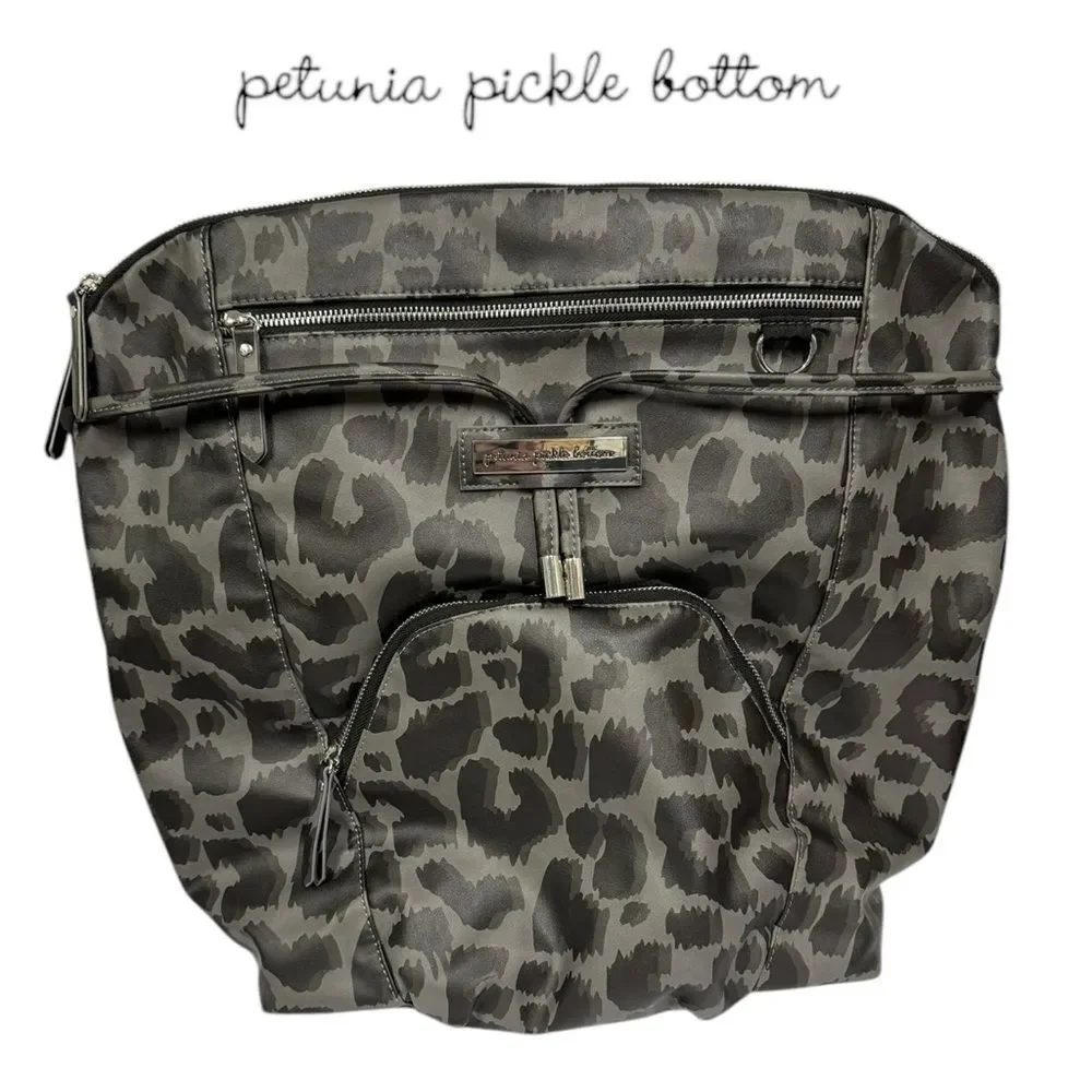Petunia Pickle Bottom Cinch Convertible Leopard Grey Black Diaper Bag Backpack